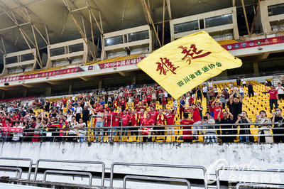 社會(huì)足球場地設(shè)施建設(shè)&middot;四川在行動(dòng)②|你身邊的足球場還有多少?